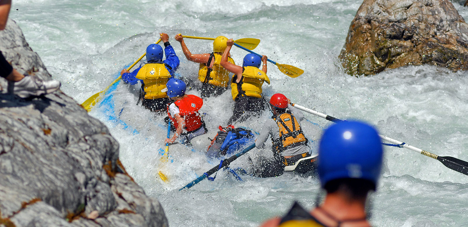 California Salmon Rafting Safari - Cascade Rapid onlooking
