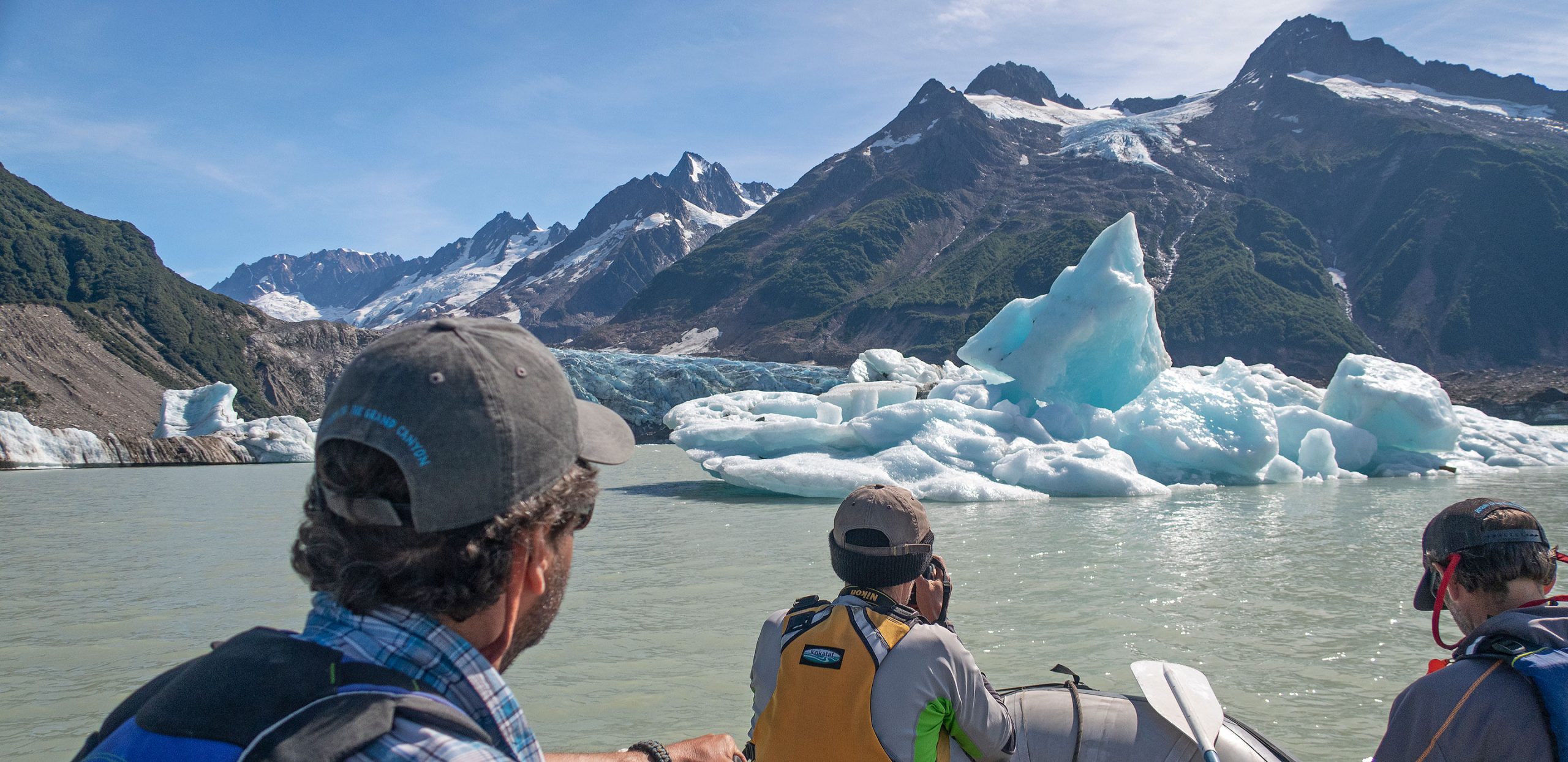 Tatshenshini River Rafting - Walker Glacier - Icebergs