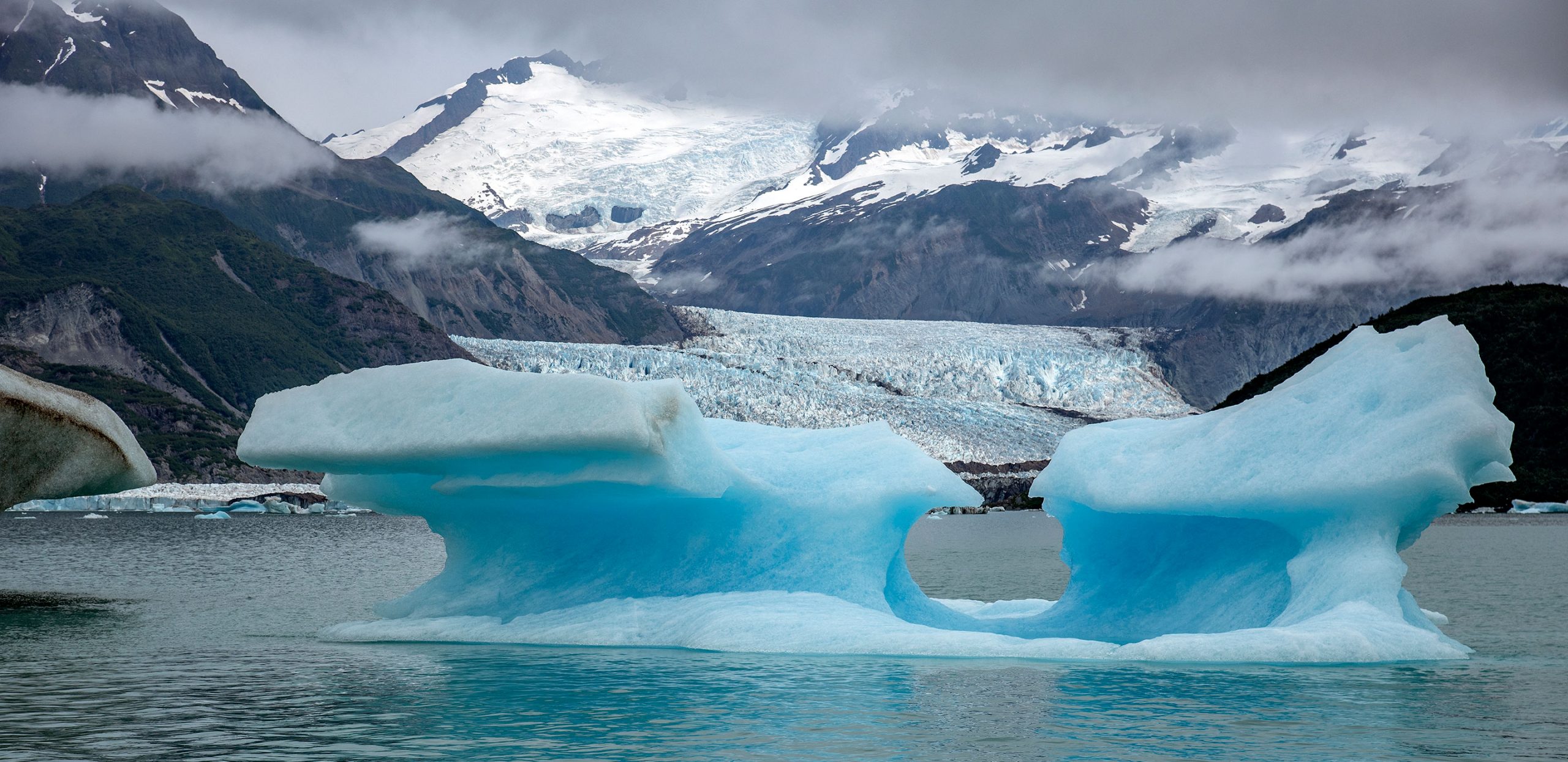 Glaciers and Alsek Lake - Tatshenshini River Rafting