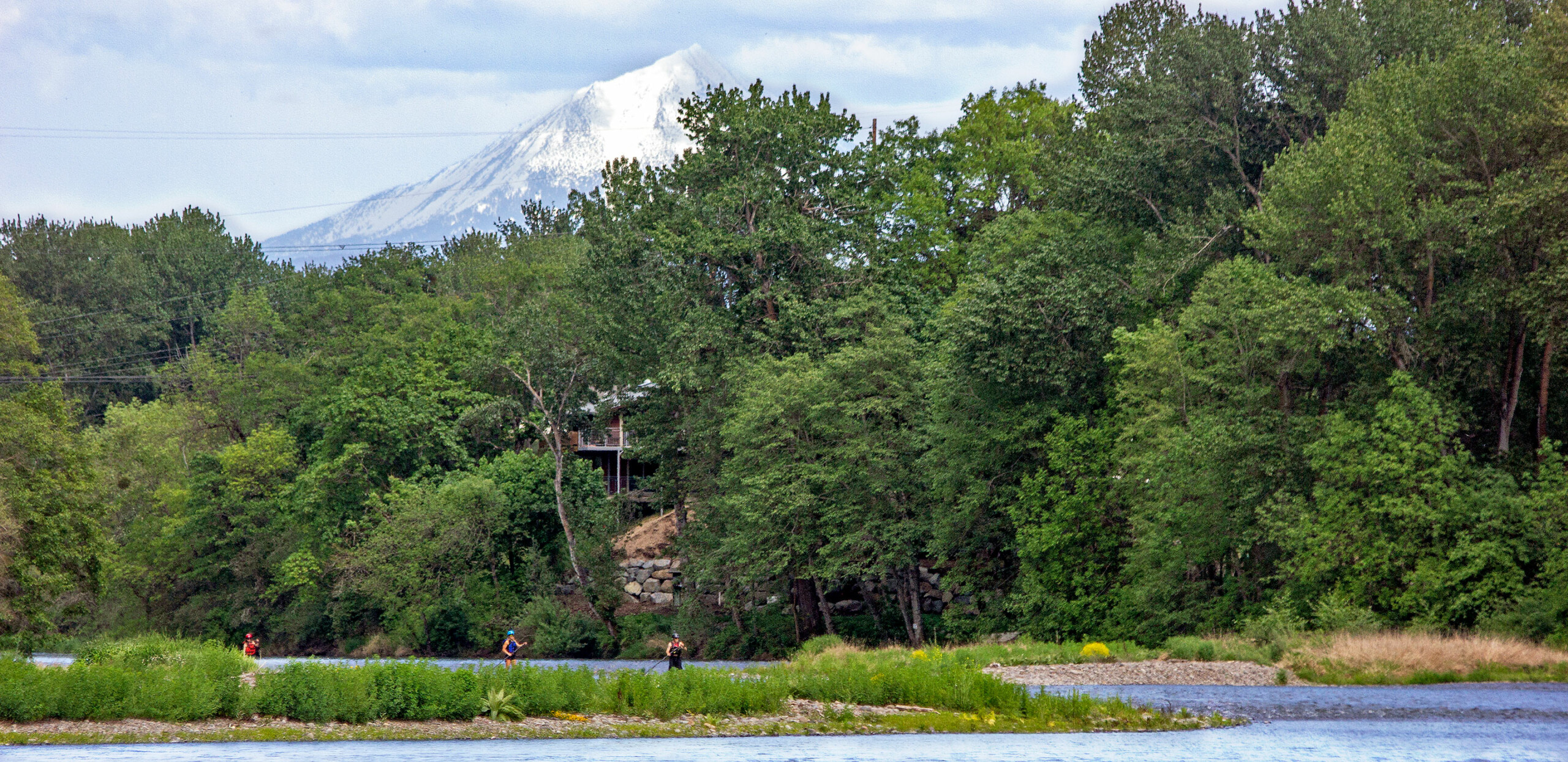 Rogue Stand Up Paddle Boarding - Mt Mcloughlin - Ashland Oregon Day Trips.