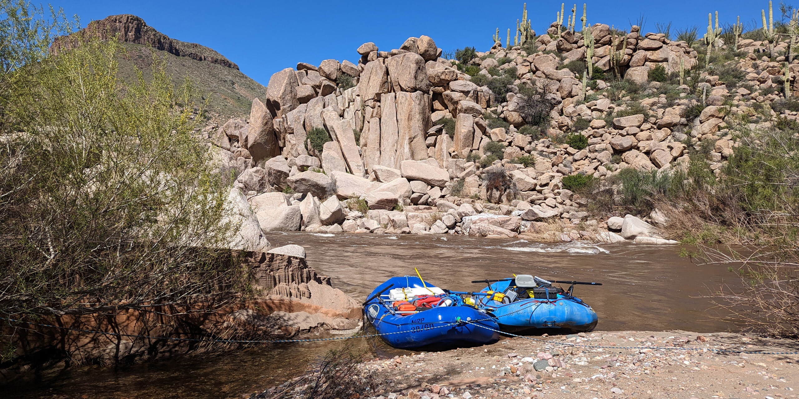 Salt River Rafting - Lunch break - Photo: Pete Wallstrom